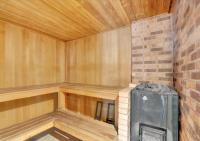 Summer Chalet I EV Charger Sauna I Hot Tub I Movie Room & Firepit I PET Friendly - Chambres d'hôtes Blakeslee