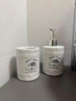 Doppel- oder Zweibettzimmer