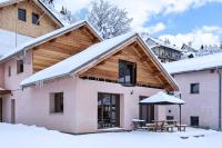 CASA-Grand Laus: Duplex familial sauna et jacuzzi - Bed and Breakfast Aiguilles