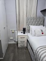 Heathrow roomzzzz BnB - B&B Hayes