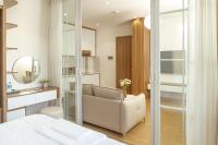 One-Bedroom Apartment with Balcony