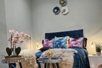 London Heathrow Luxury Studio Flat -Fully Equipped - 1st floor No Lift - B&B Harmondsworth