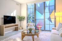 The Juliet XIV Vibe 8801 - B&B Miami