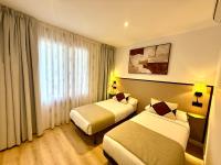 Zweibettzimmer mit Bad