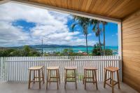 Airlie's Best Views - Luxury Waterfront Villa - B&B Airlie Beach