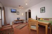 Apartment mit Balkon