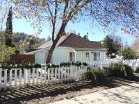 Miners Choice 3 Bedroom on Main St Bonus Rooms Sleeps up to 9 TV WIFI Piano - Ferienwohnung Julian