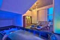 Villa Gaia - Sunset Views, Indoor Heated Pool, Sauna and Games Room - B&B Mellieħa