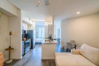 Stylish Studio-1BR 1BA, Pool, Gym, Free Parking, Game Room, EV - B&B Tempe