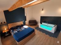 Escapade bien-être avec Sauna et Balnéo - ChezBross' La Parenthèse - B&B Aboën