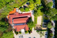 Pollushof Panzió és Étterem - Chambres d'hôtes Csolnok