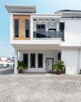 Fully Furnished 4 Bedroom Shortlet Apartment in Orchid Road, Lekki - Chambres d'hôtes Lagos