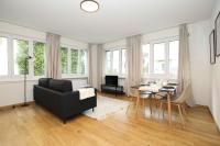 New City Center Apt with Private Entry & Parking - B&B Zurich