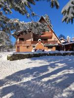 Domus Foresta Apartmani - Chambres d’hôtes Brdo