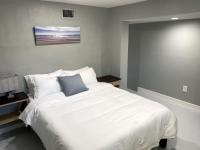 Newly Updated, 2 BR 1 BA, U of A, Sam Hughes - B&B Tucson