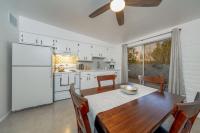 Cozy, 2 BR 1 BA, Remodeled, Central, Spotless - Bed and Breakfast Tucson