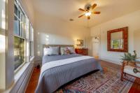 Charmer, 3 Blocks from U of A, 1 BR 1 BA, Sleep 3 - B&B Tucson