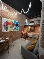 Apartamento moderno en edificio histórico - B&B Madrid