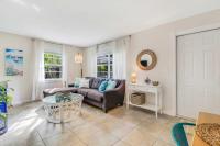 Cottage 1 on Penn - With Pool - Chambres d'hôtes West Palm Beach