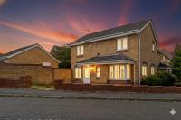 Modern & comfy 4 bedrooms Corby house free parking - B&B Great Oakley