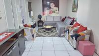 CASA TOP de 2 quartos em TORRES-RS - na mais bela praia Gaúcha - Cozinha - Banheiro - Ar-condicionado split em cada quarto- Smart TV 32' - Wi-Fi- Estacionamento - Anfitriã Superhost no BnB - B&B Torres