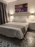 Camera Queen Standard