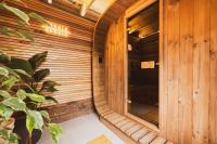 Health & Wellness House Hot Tub, Sauna & Ice Bath - B&B Netley