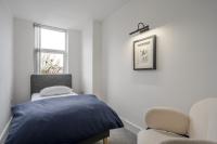 Luxurious 2 Bedroom Apartment with Free Parking - Chambres d'hôtes Chelmsford