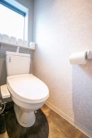 Suite mit Kingsize-Bett und Balkon