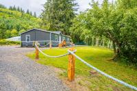 3br 2b Riverfront retreat with Hot tub Centrally located in the Olympic National Park - Chambres d'hôtes Beaver