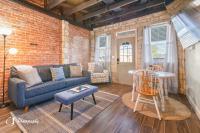 Blu Baird - B&B Baird