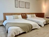 Quadruple Room with Shower