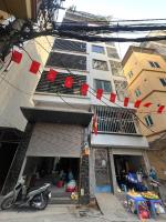 Gloom Room - Amoureux Homestay - B&B Hanói