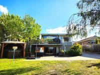 Large quad guest room 6 with well-equipped kitchen - Chambres d’hôtes Highett