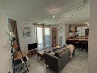 Essential Near stadium Air conditioning et Private parking - B&B Toulouse