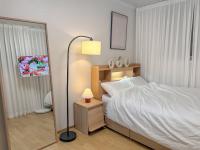 Young Stay near Hae Hwa Station - B&B Seoul