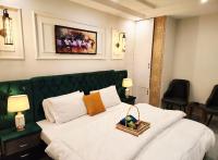 Appartamento con 1 Camera da Letto, Balcone e Vista Montagna 