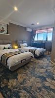 Deluxe Twin Room with Sea View