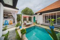 Xxtra Villa - B&B Seminyak
