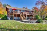 Ski, Swim and Relax Waterfront Haven on Pines Lake! - B&B Pocono Lake