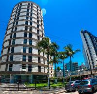 Apartamento Vista Mar com Piscina Frente à Praia Martim de Sá - Chambres d'hôtes Caraguatatuba