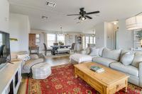 Scenic Sandia Mtn Views! Cozy Rio Rancho Retreat - B&B Rio Rancho