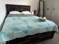 Double Room - Shared Bathroom, No Parking - B&B Abu Dabi