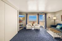 Oceanfront Suite - Sleeps Six - Pool & Hot Tub - Chambres d’hôtes Lincoln City