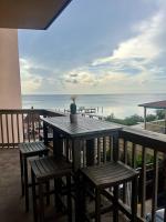Amazing Bay View, Boat docks, and easy walk to the Beach - B&B South Padre Island