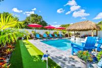 Tiki Hut, Htd Pool, Bar & Putting Greens Near Ave - B&B Delray Beach