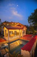 Mount Aurora I Staymist - B&B Karjat
