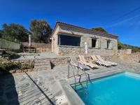 Villa Rokanes Glass Stone with Pool - B&B Kouvélles