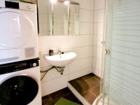 Apartamento de 3 dormitorios con balcón