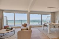 LECOMTE - Penthouse Superior Seaview 84 - B&B Ostenda